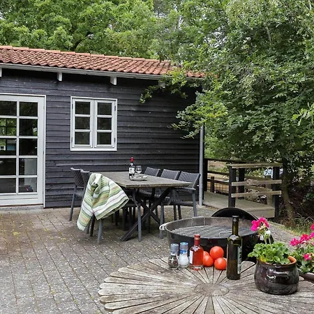 8836-glesborg-enebaervej-14 * Glesborg