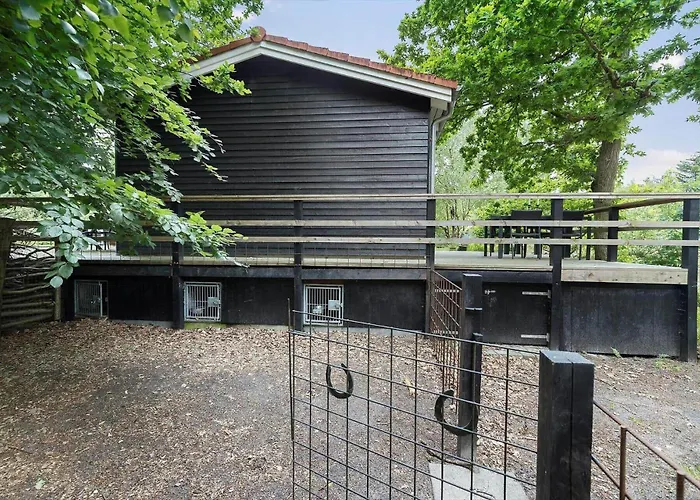 8836-glesborg-enebaervej-14 *